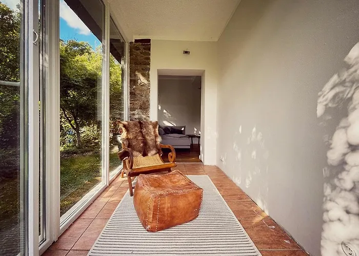 Historic By The Swimming Pond Nyaraló *