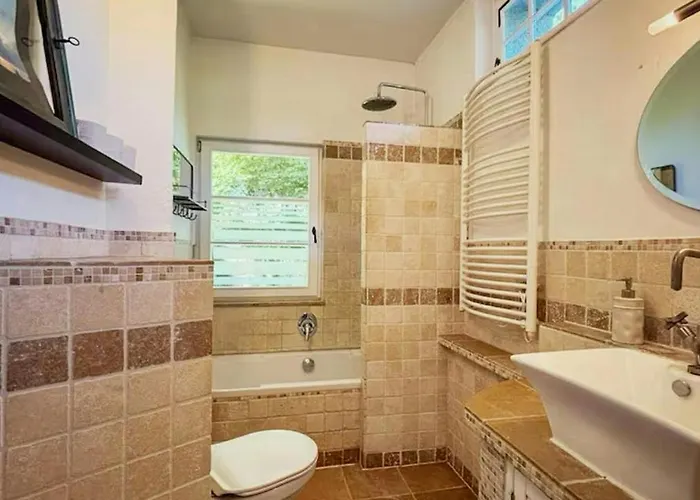 Nyaraló Historic By The Swimming Pond Braunfels