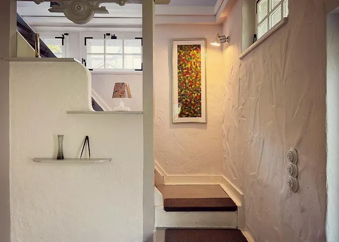 Historic By The Swimming Pond *